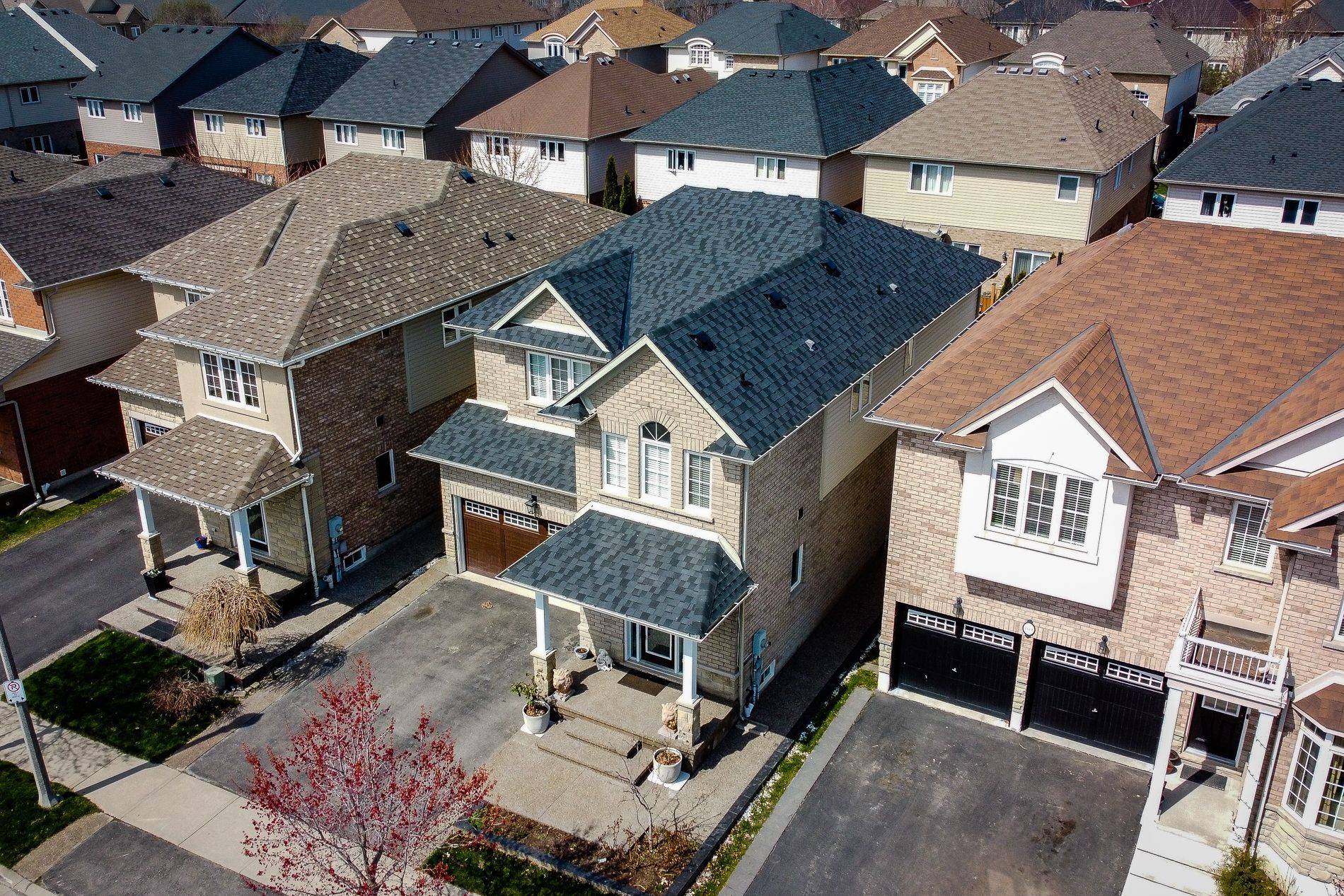 Hamilton, ON L8E 0C2,185 Palacebeach TRL