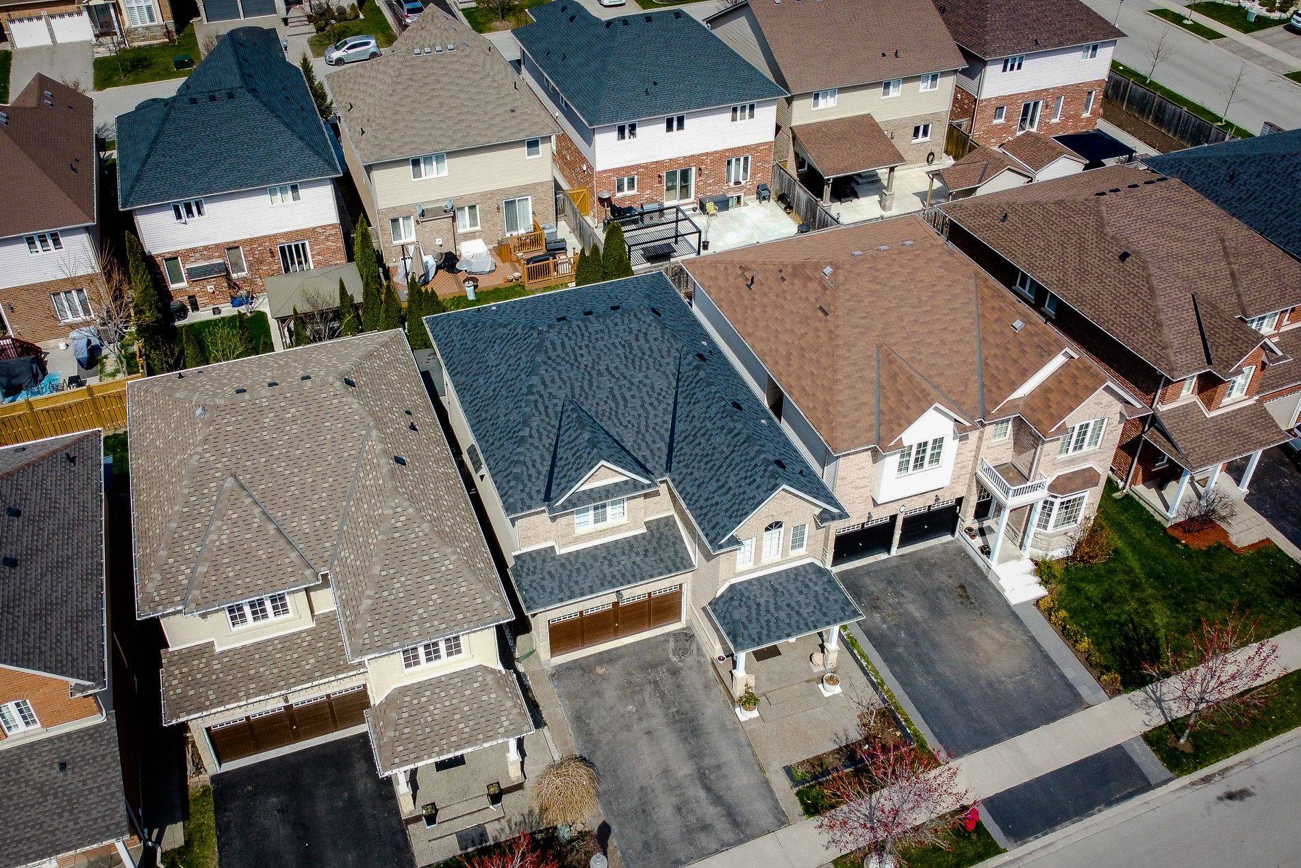 Hamilton, ON L8E 0C2,185 Palacebeach TRL