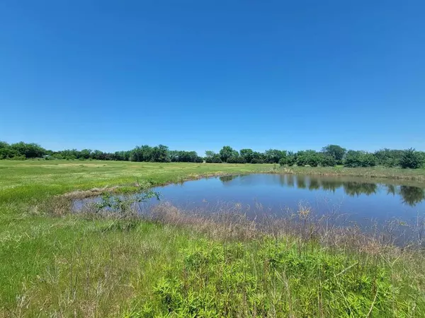 Lone Oak, TX 75453,7897 County Road 3223 Road