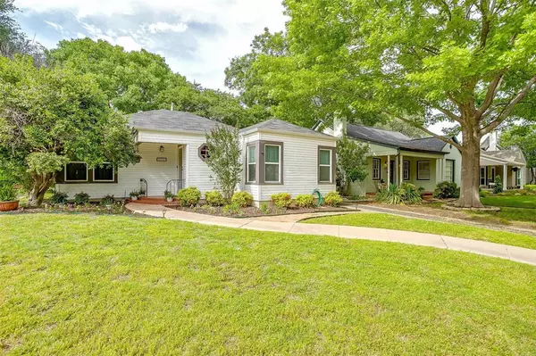 Fort Worth, TX 76107,4016 El Campo Avenue