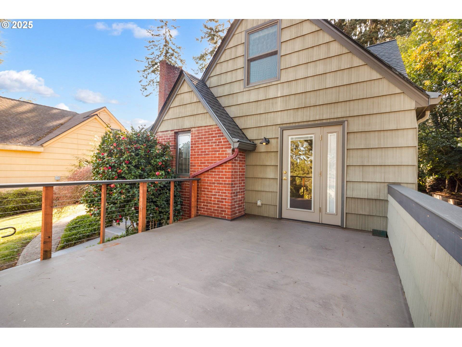 Eugene, OR 97405,2362 CHARNELTON ST