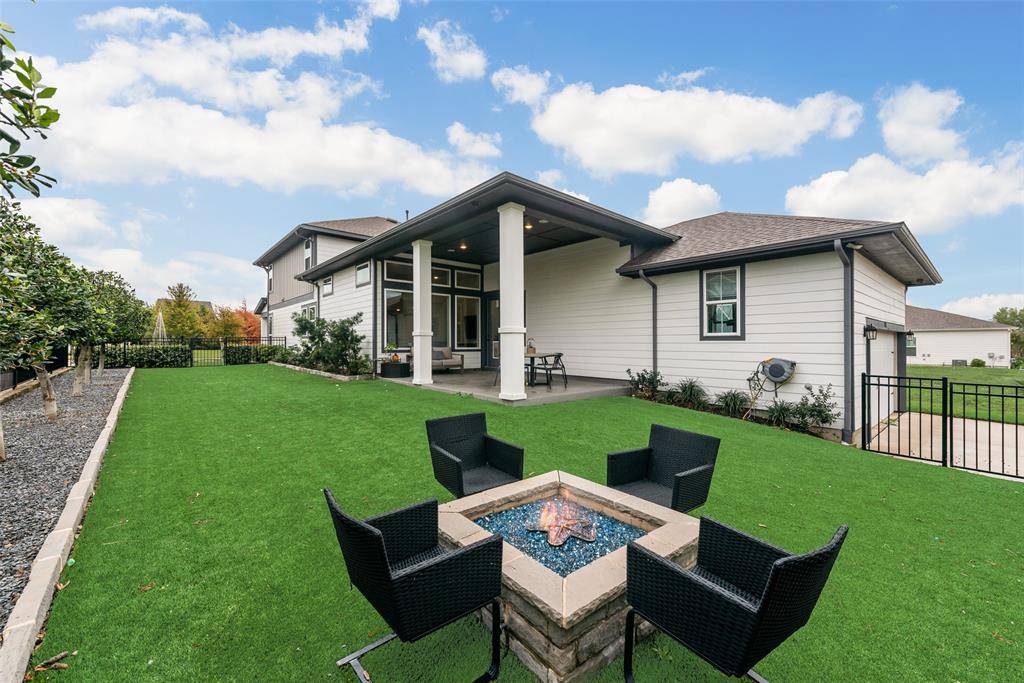Rowlett, TX 75089,8813 Habersham Drive