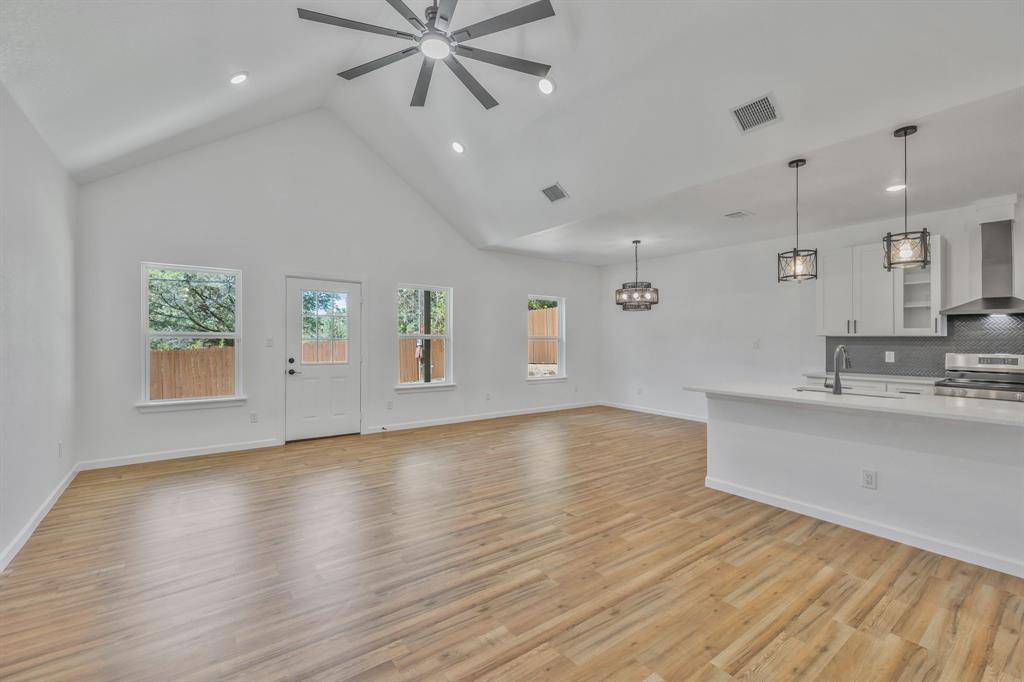 Granbury, TX 76048,2617 Hillside Drive
