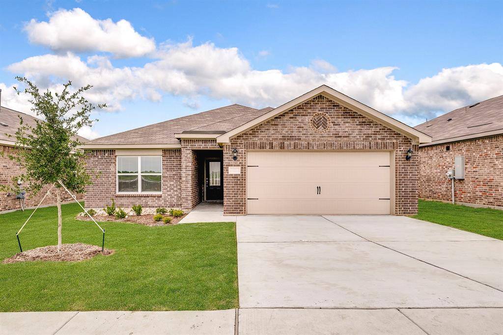 418 Gib Woodall Drive, Venus, TX 76084