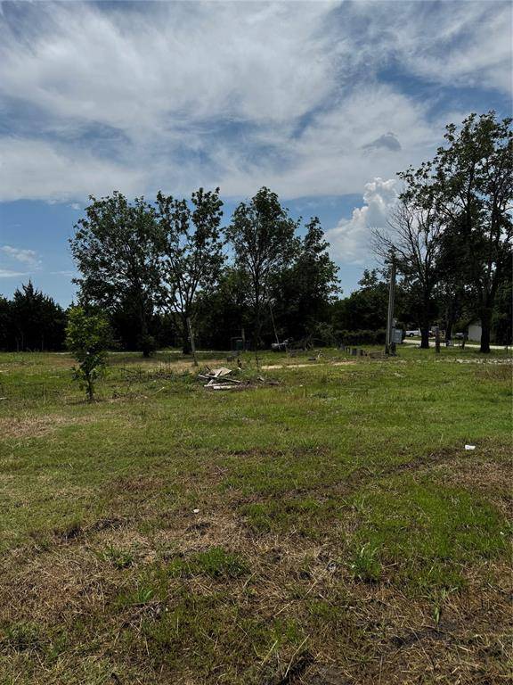 Princeton, TX 75407,9152 County Road 449