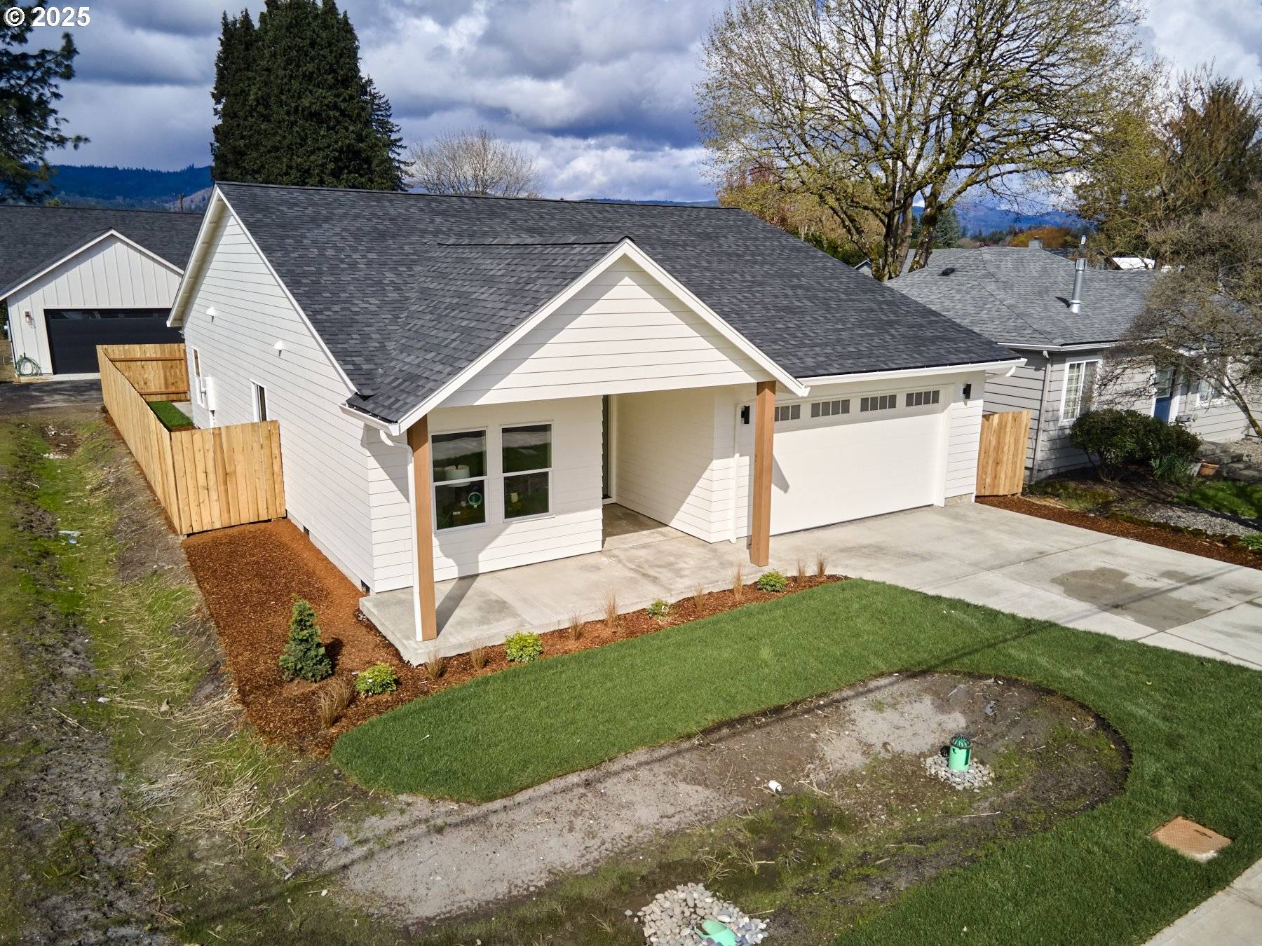 600 CC ST, Woodland, WA 98674