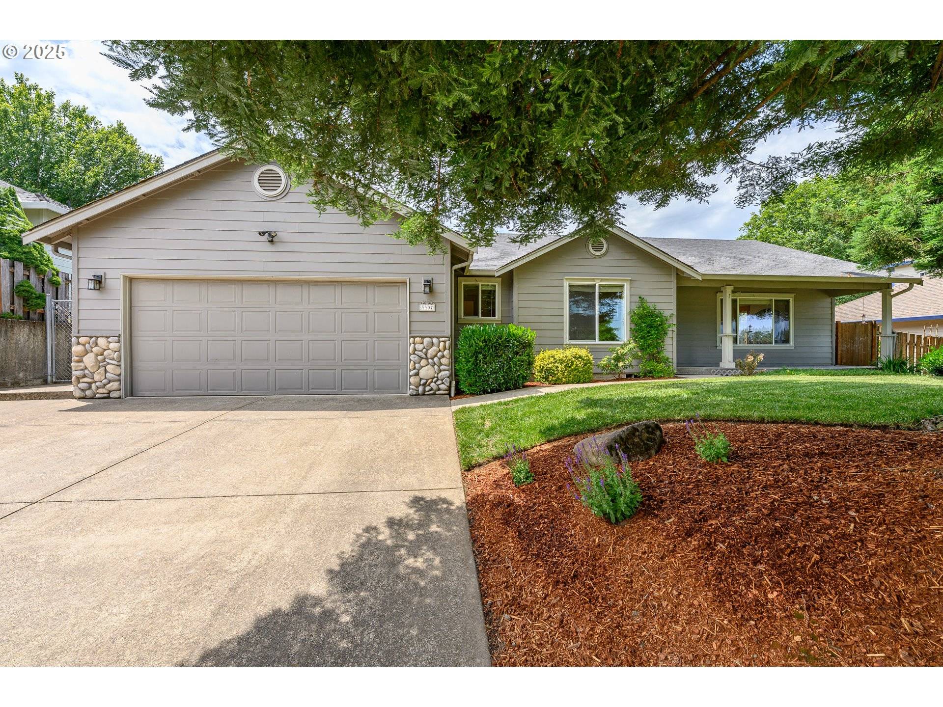 3307 NE GRANDHAVEN DR, Mc Minnville, OR 97128
