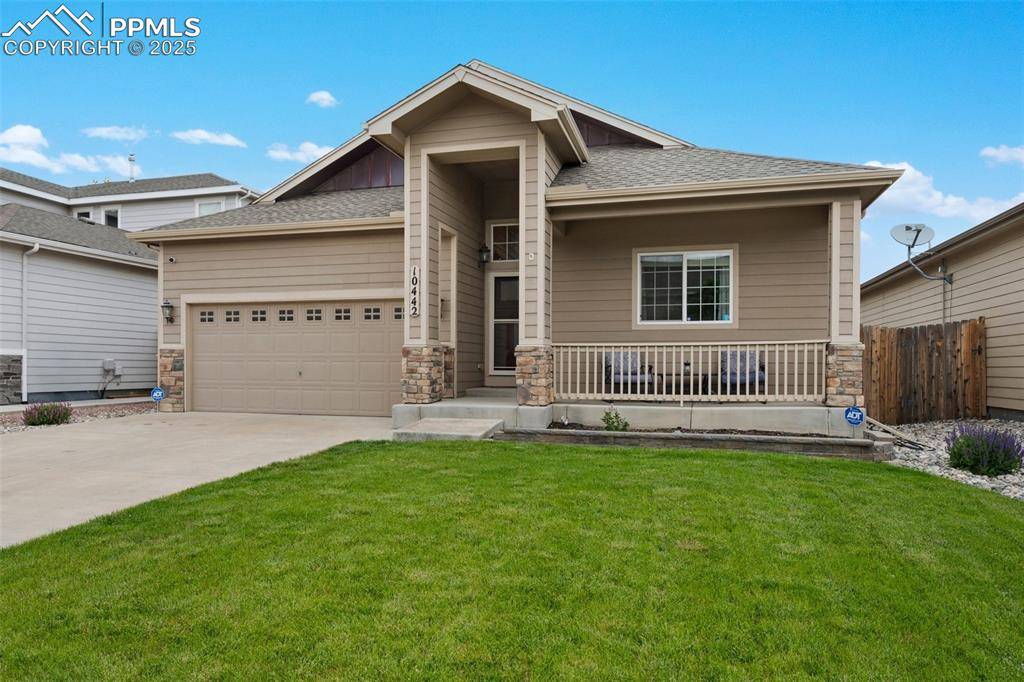 10442 Abrams DR, Colorado Springs, CO 80925