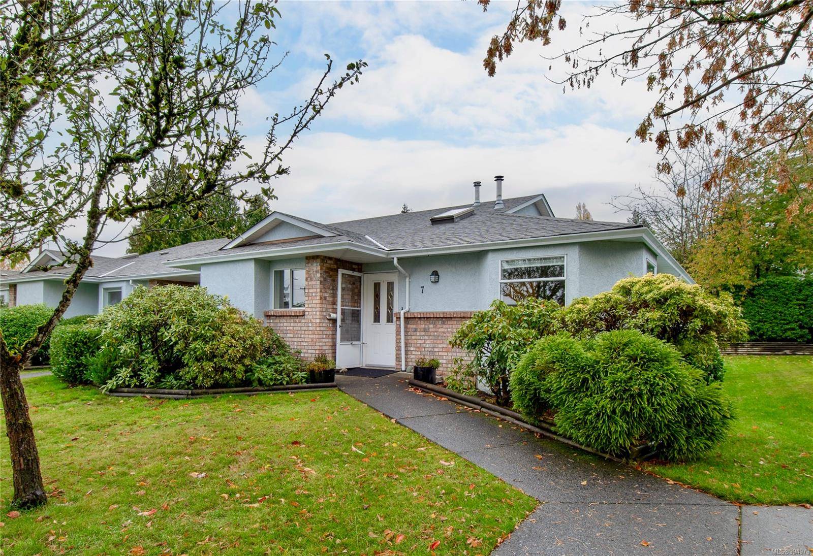 595 Evergreen Rd #7, Campbell River, BC V9W 7R4