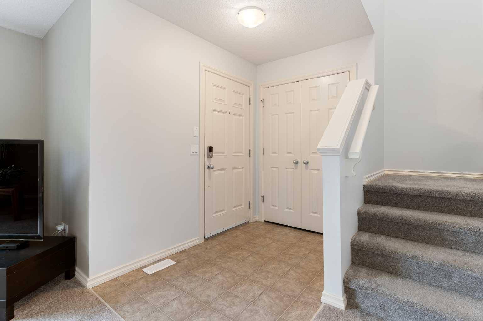 Calgary, AB T2Z 0W6,73 Elgin Meadows CIR Southeast