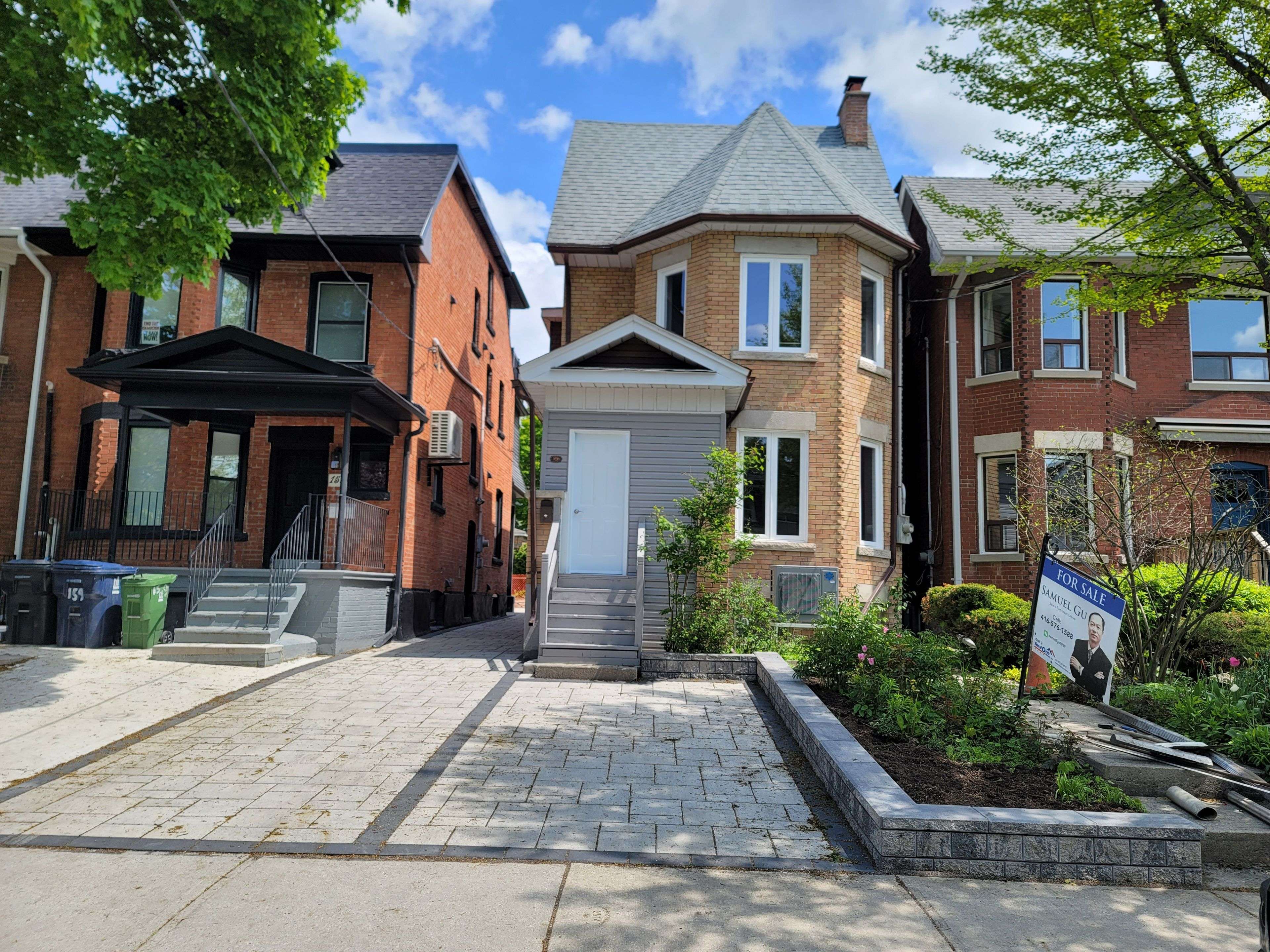 157 Glenholme AVE, Toronto C03, ON M6E 3C5