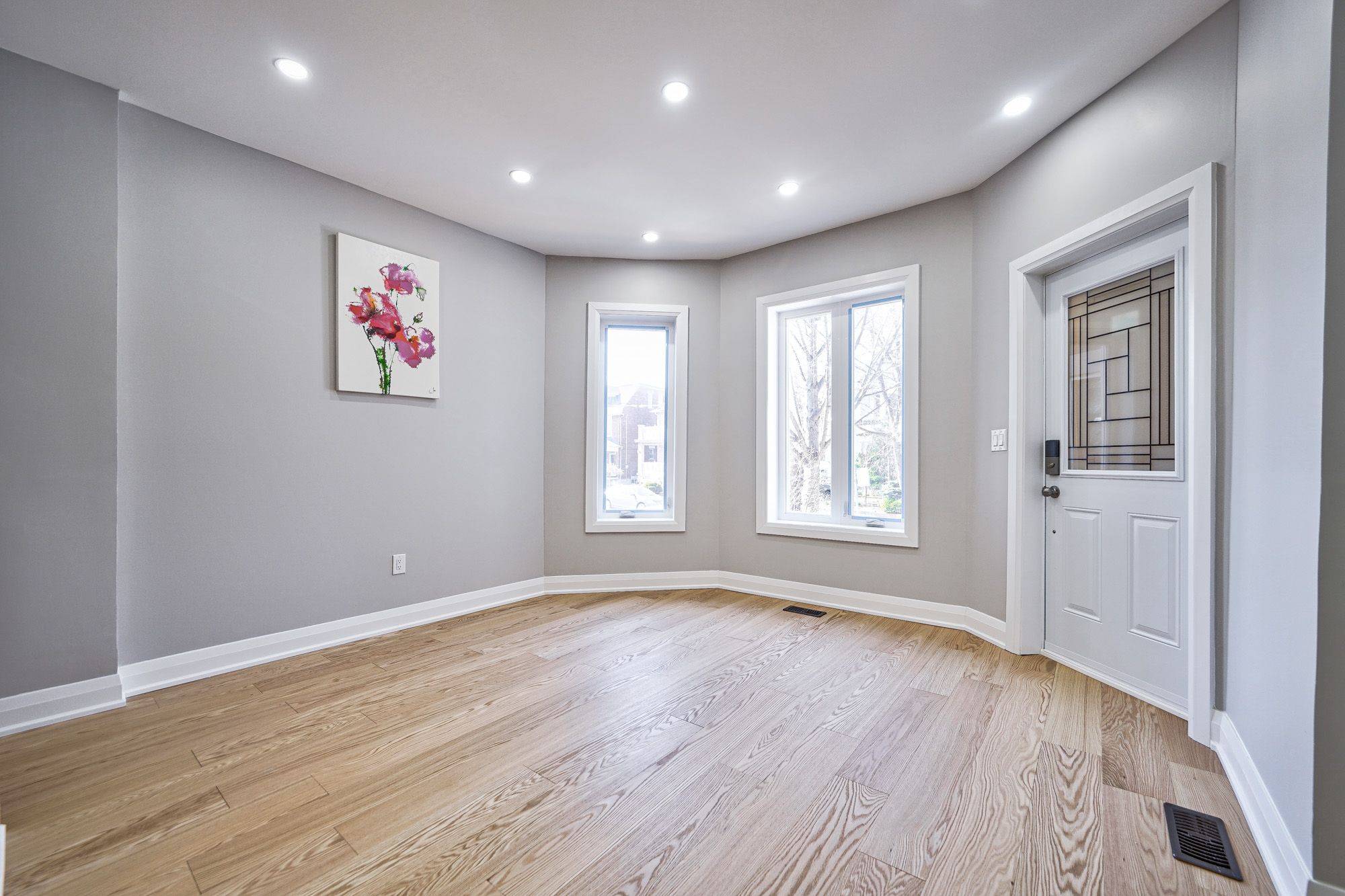 Toronto C03, ON M6E 3C5,157 Glenholme AVE