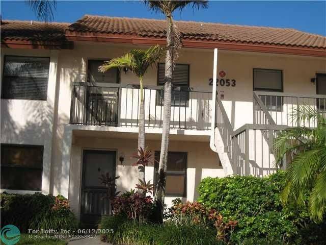 Boca Raton, FL 33433,22053 PALMS WAY  #203