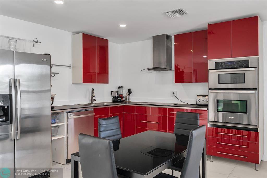 Pompano Beach, FL 33062,2600 NE 22nd St