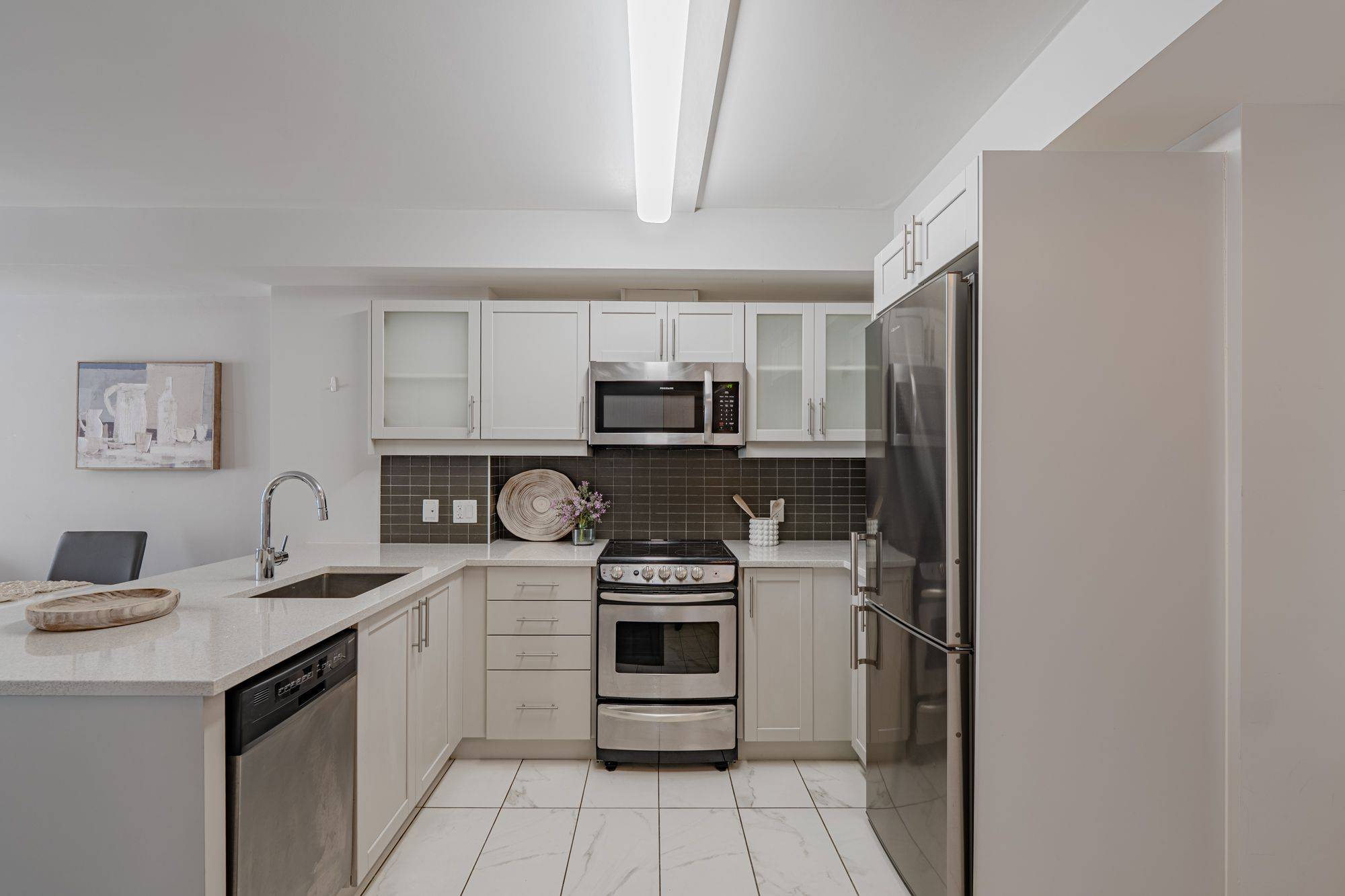 Lower Town - Sandy Hill, ON K1N 0B6,195 Besserer ST #1907