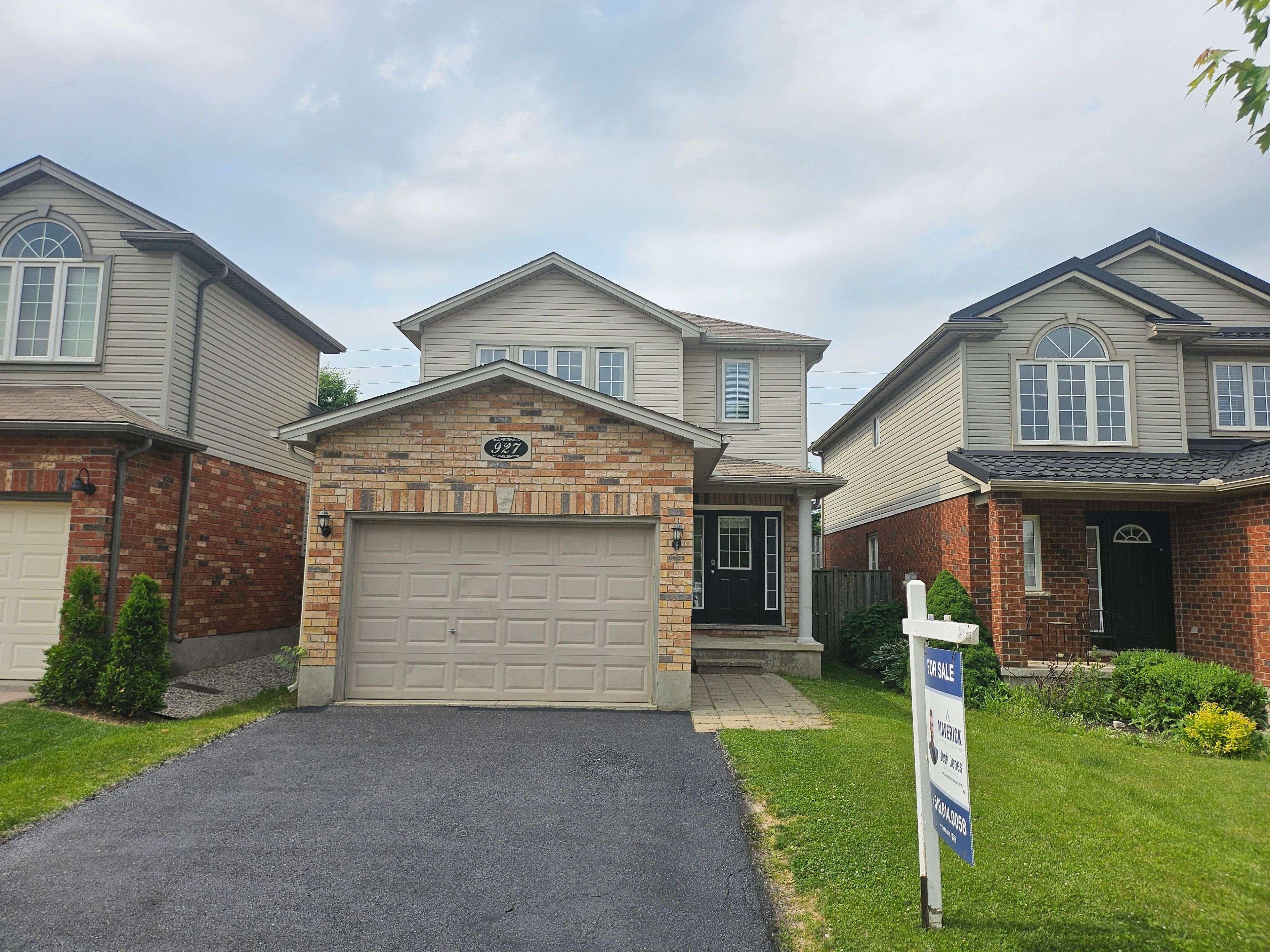 927 Bradshaw CRES, London North, ON N5X 0B6