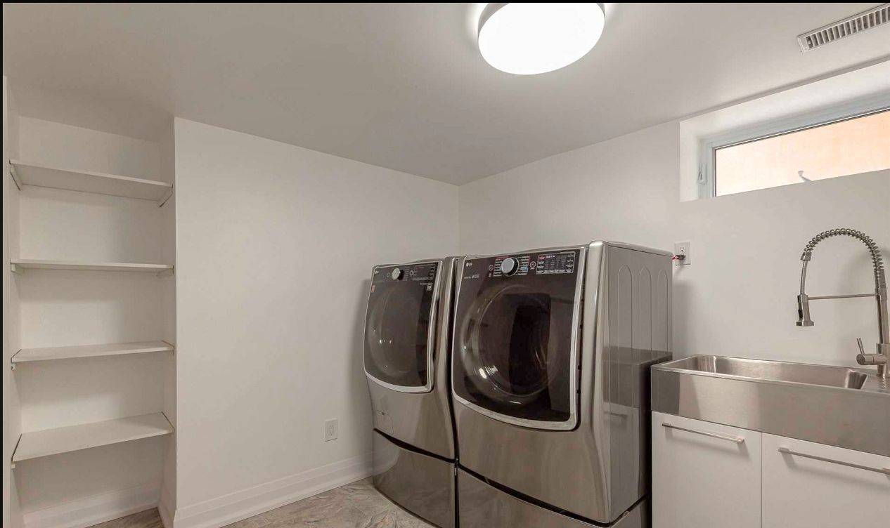 Niagara Falls, ON L2E 4L4,4655 Third AVE #Basement