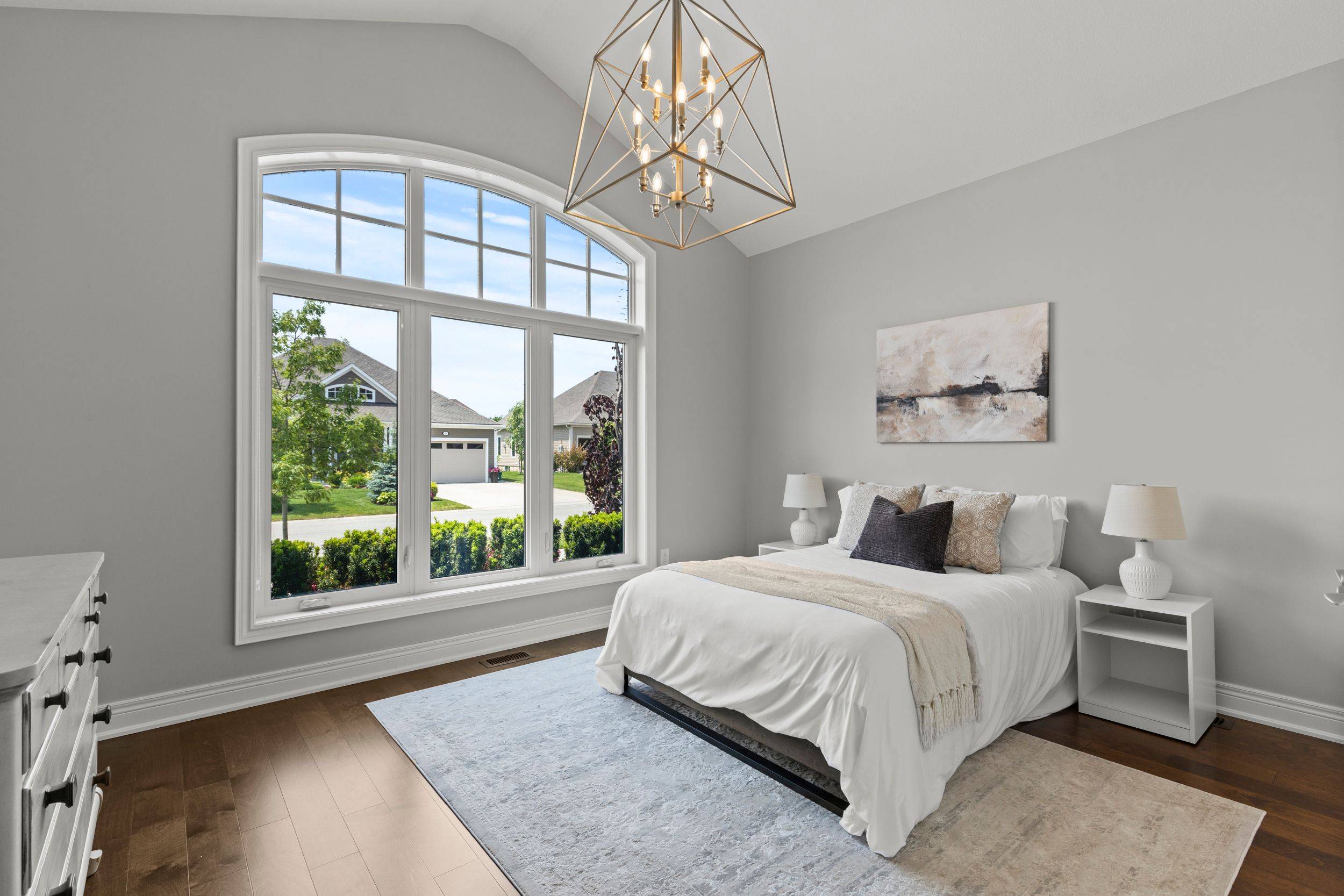 Fort Erie, ON L0S 1N0,52 DERBYSHIRE DR