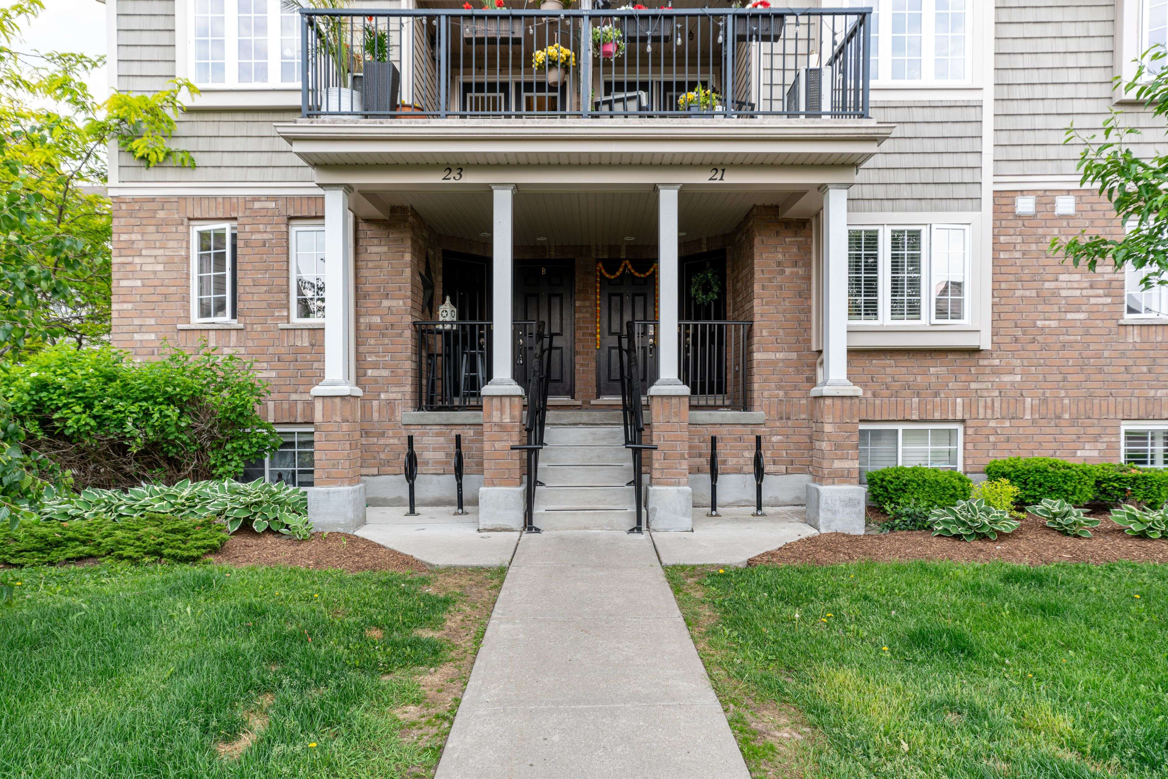 Guelph, ON N1E 0K4,15 Carere CRES #23B