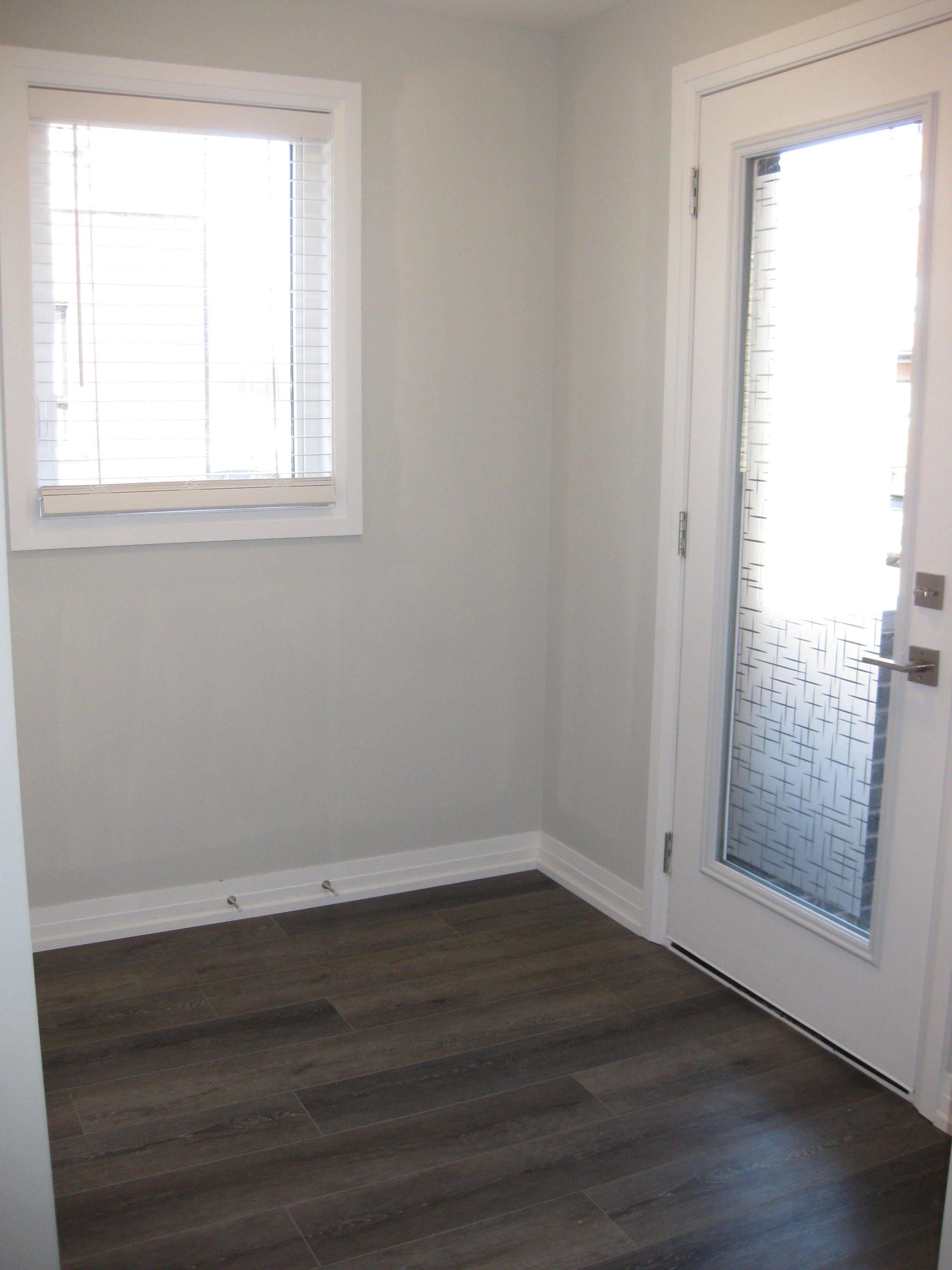 Niagara Falls, ON L2E 0C1,6705 CROPP ST #68