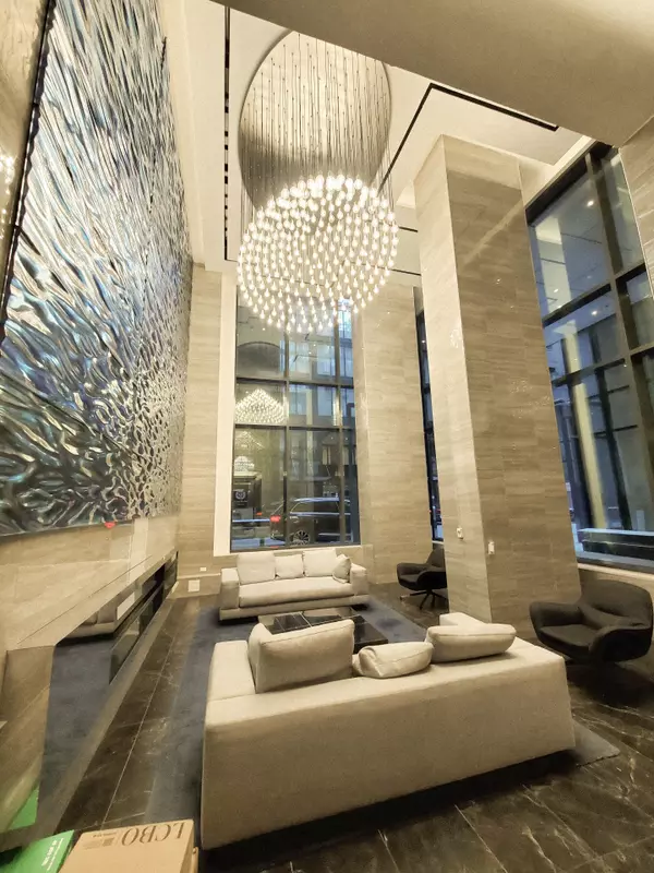 Toronto C08, ON M5V 0N4,115 Blue Jays WAY #4307