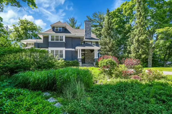 Rockcliffe Park, ON K1M 0S3,597 Mariposa AVE