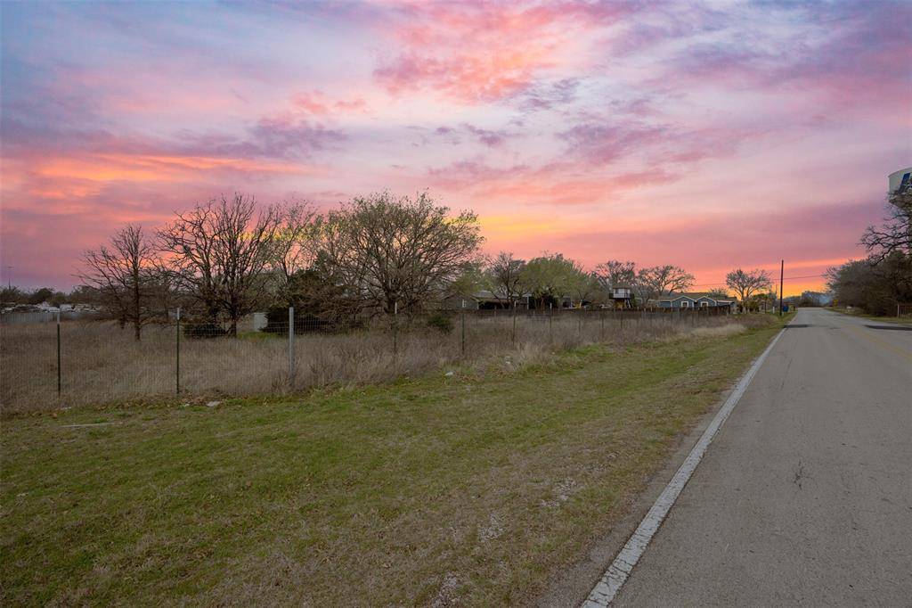 7702 Mansfield Cardinal Road, Arlington, TX 76060