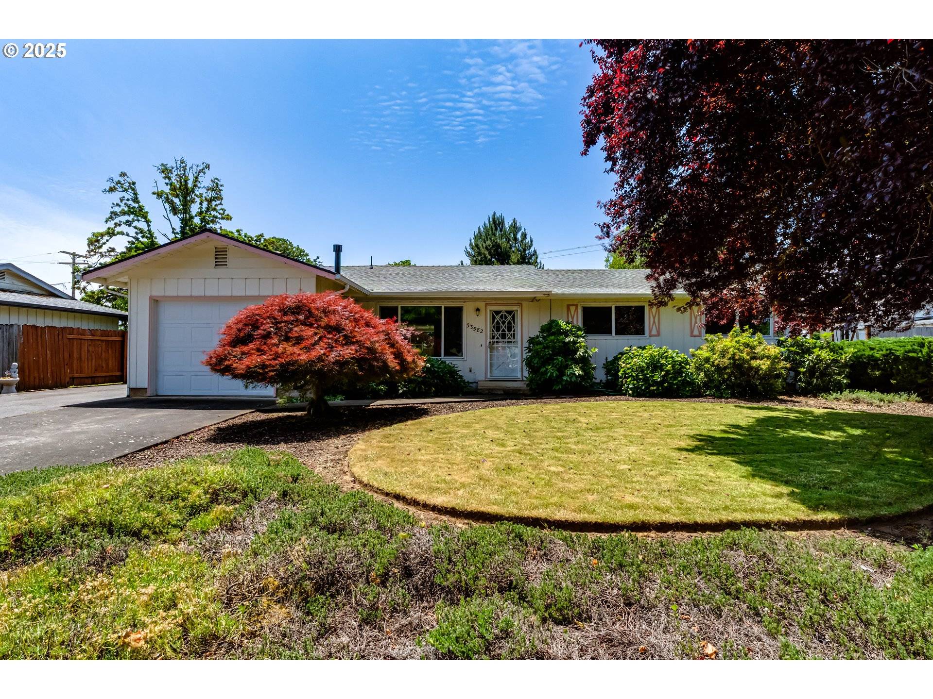 33582 PAIUTE LN, Eugene, OR 97408