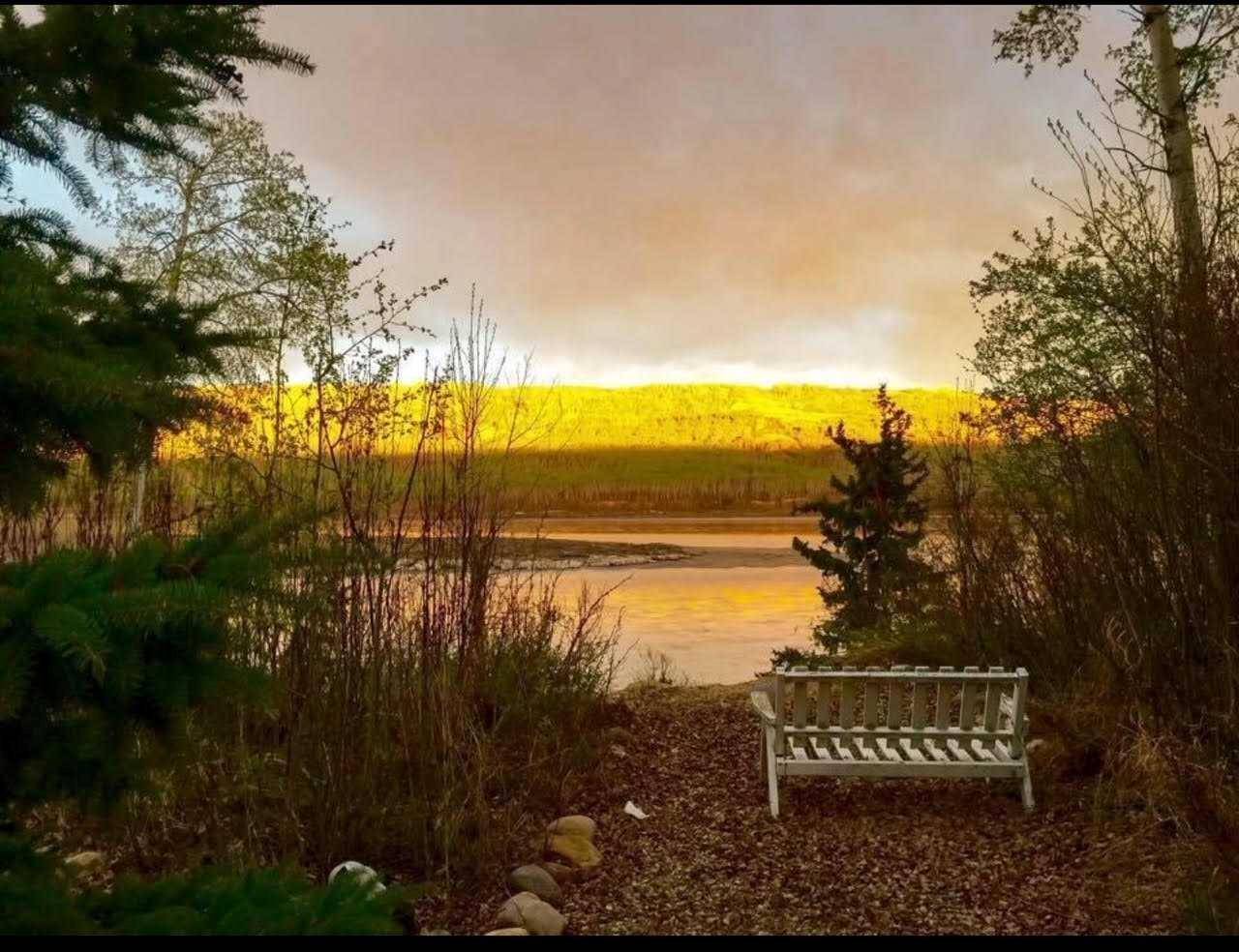 Peace River, AB T8S 1X1,13201 92 ST