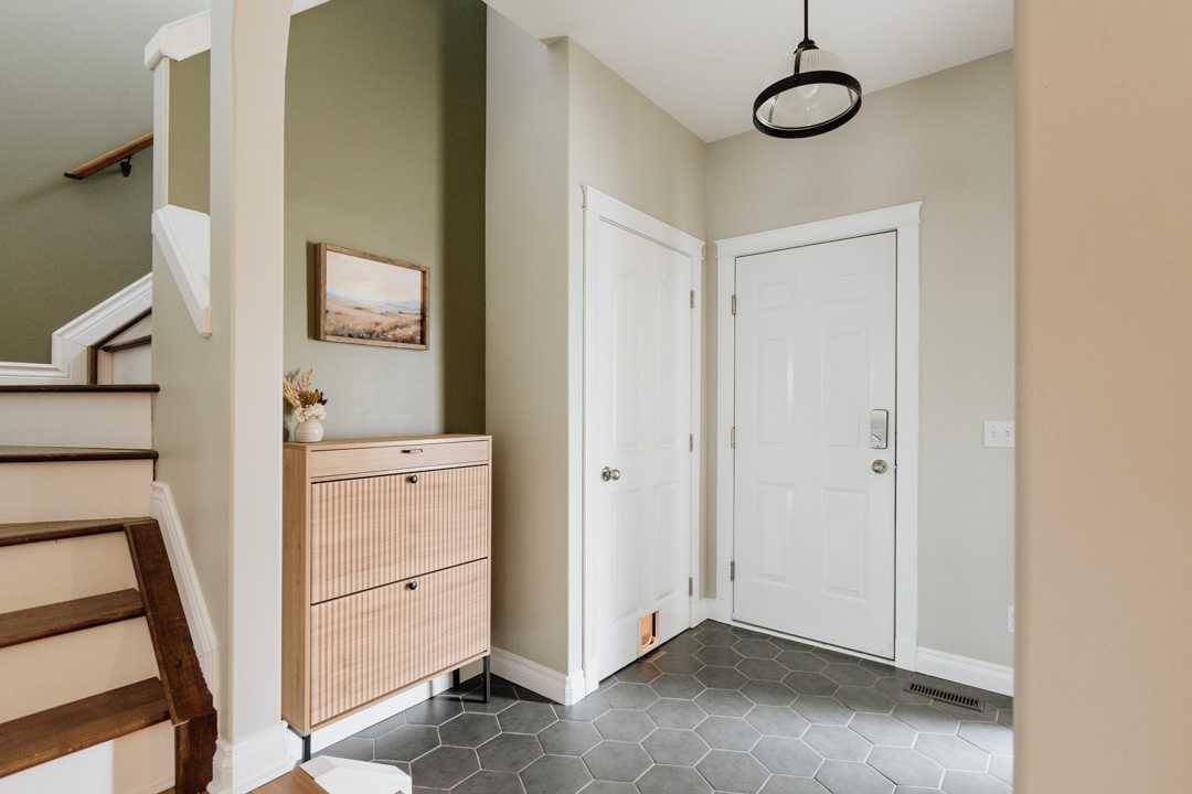 Fort Mcmurray, AB T9H 5G8,256 J.W. Mann DR