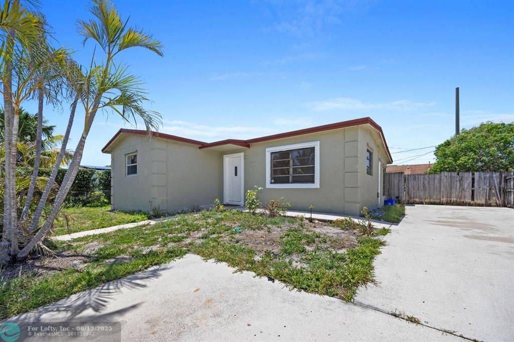 Boynton Beach, FL 33435,420 NE 27 Ave