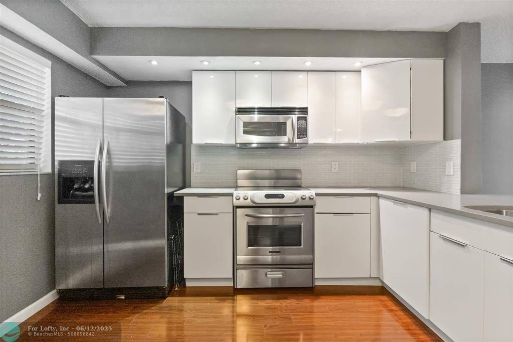 7675 NW 79th Ave  #114, Tamarac, FL 33321