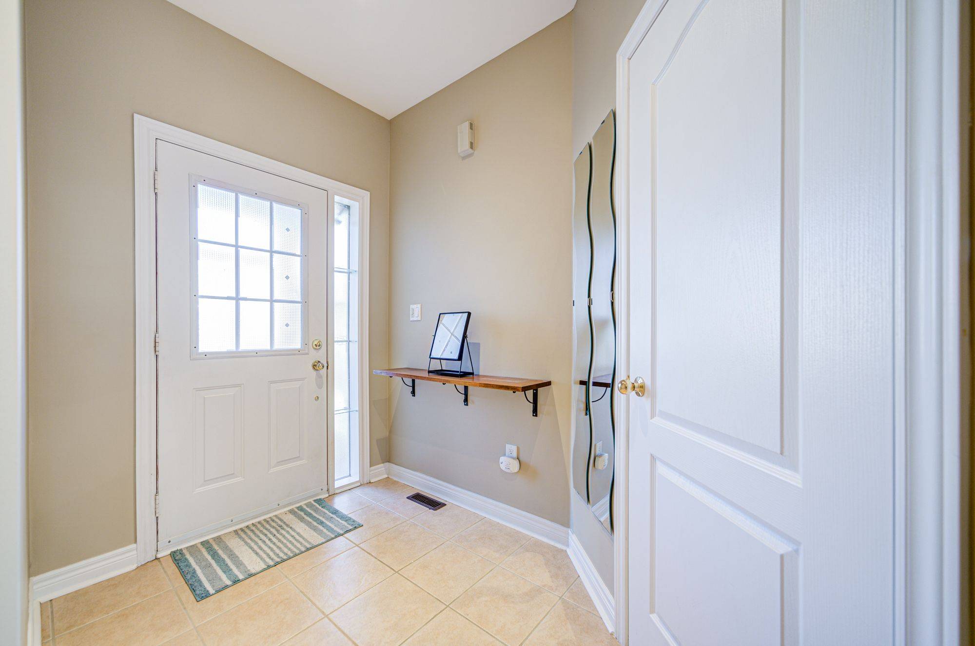 Richmond Hill, ON L4S 2V4,23 Lena DR