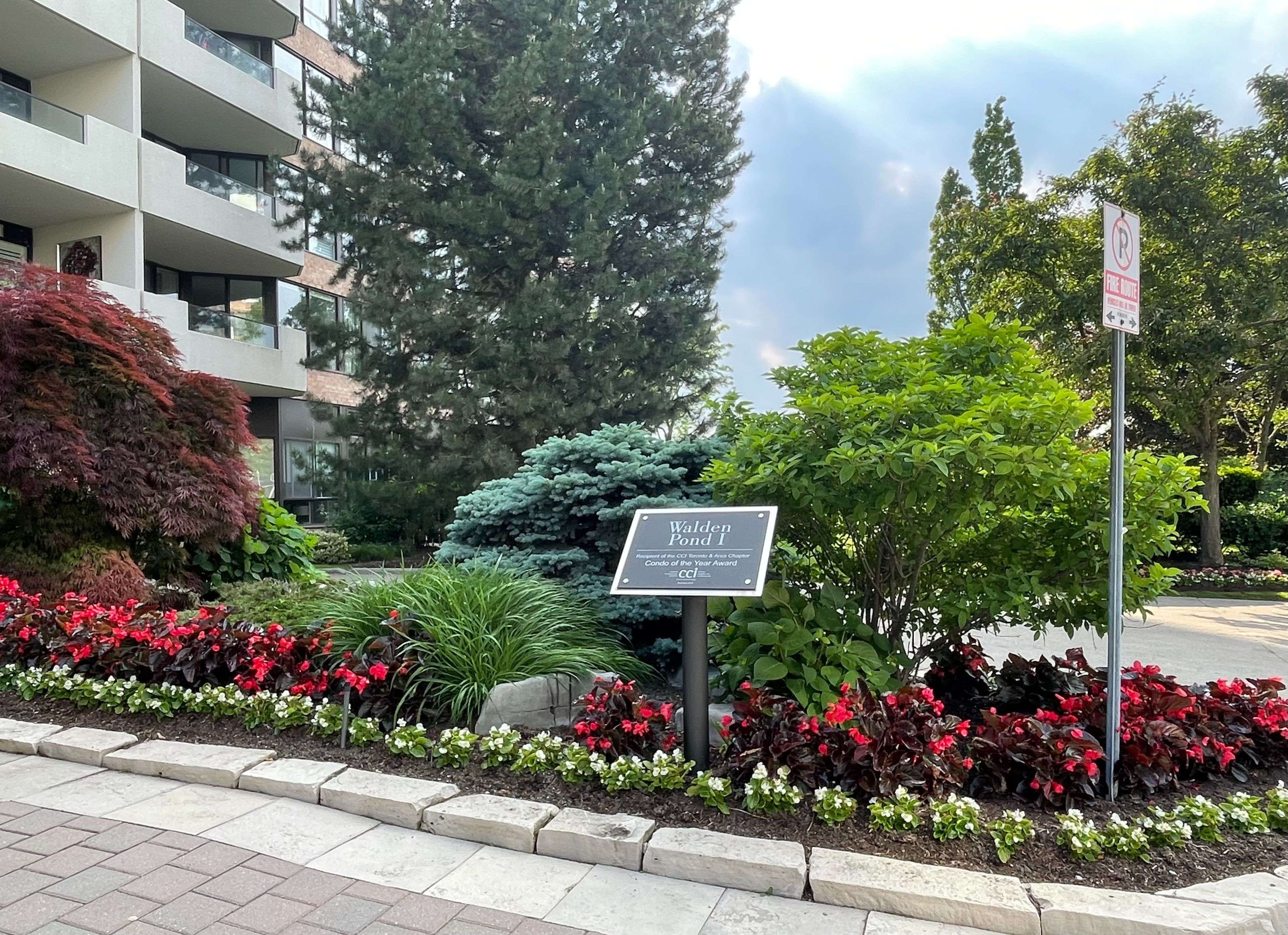 Markham, ON L3R 8H5,55 Austin DR #714