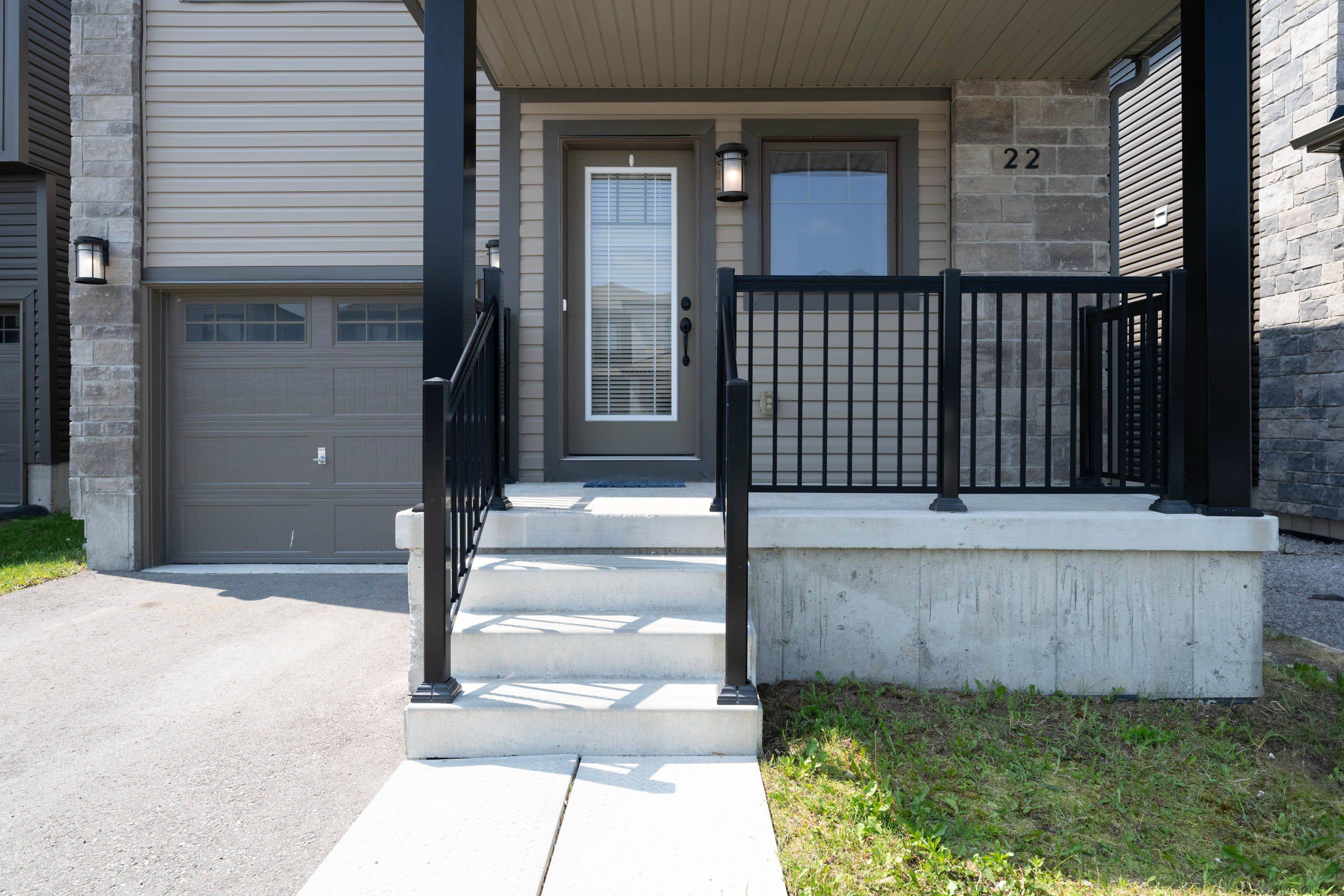 Barrie, ON L9J 0H9,22 Alaskan HTS