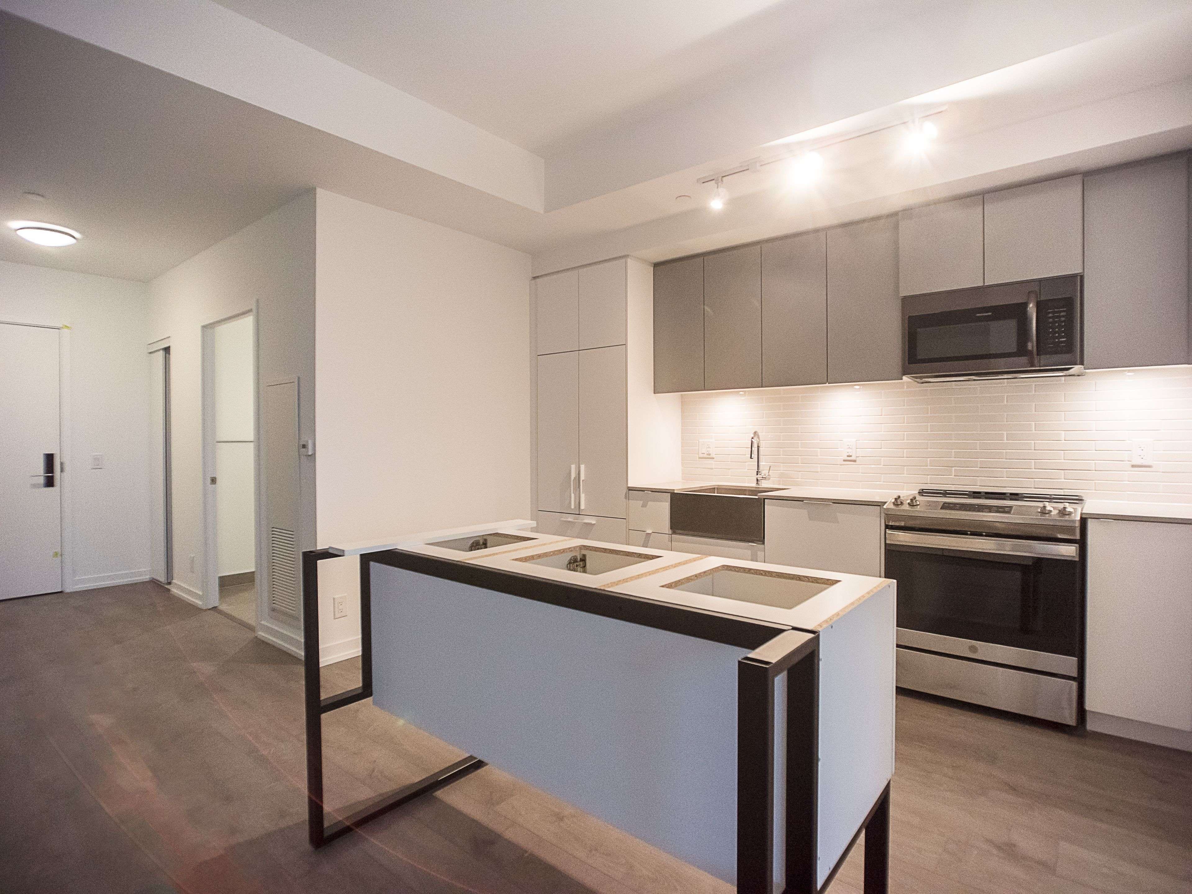 270 Dufferin ST #Lph 15, Toronto W01, ON M6K 0H8