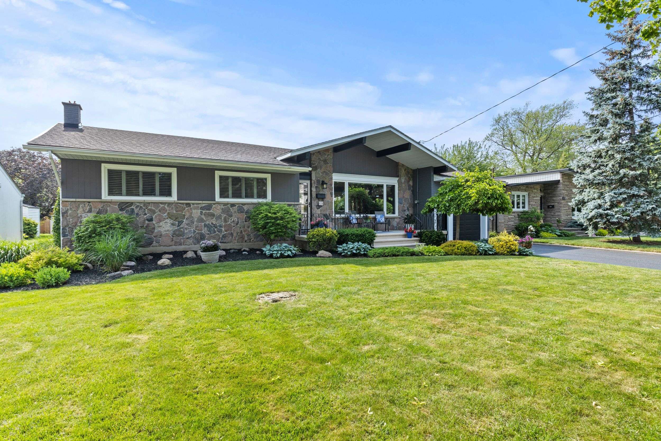 643 Vine ST, St. Catharines, ON L2M 3V6