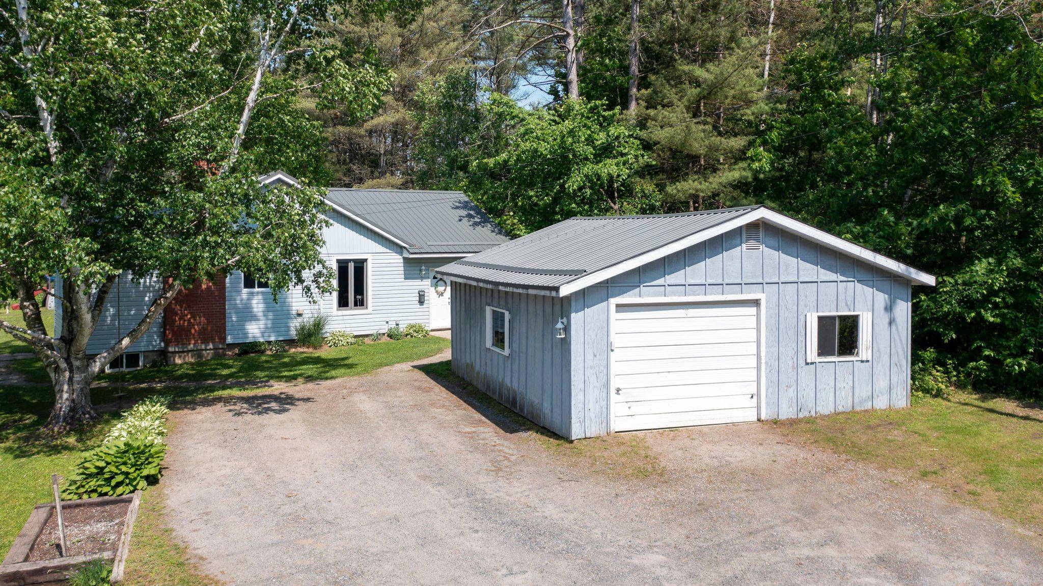 Seguin, ON P2A 0B2,92 James Bay Jct RD