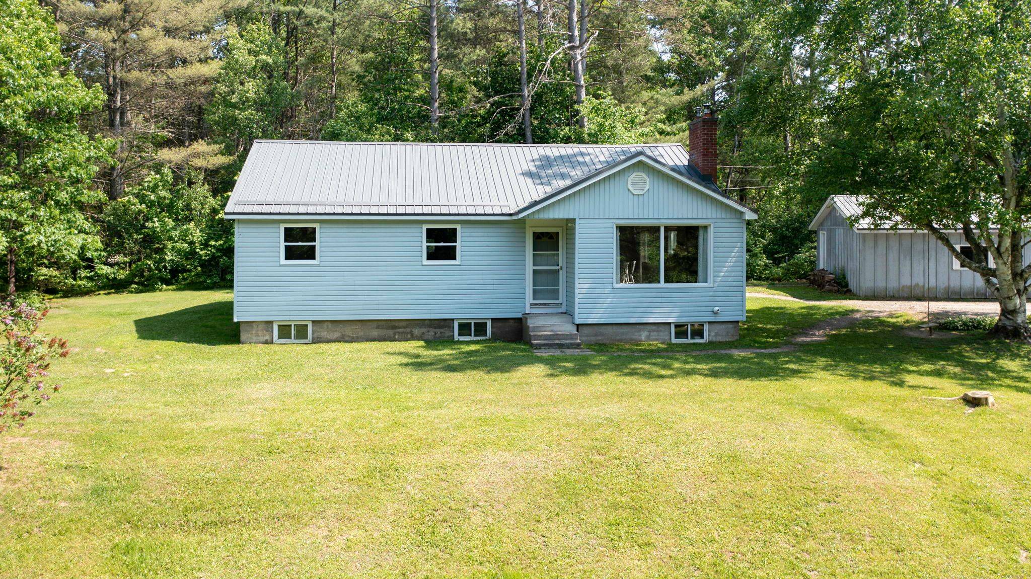 Seguin, ON P2A 0B2,92 James Bay Jct RD