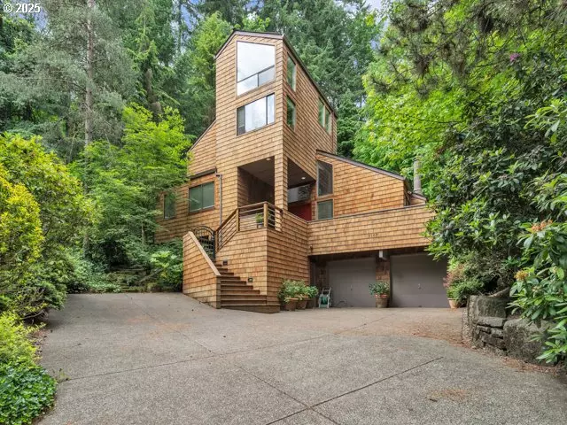 Portland, OR 97201,3107 SW NOTTINGHAM DR