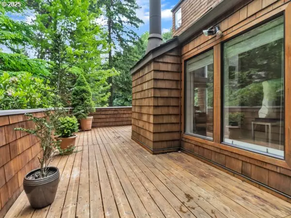 Portland, OR 97201,3107 SW NOTTINGHAM DR