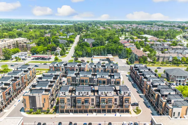 Richmond Hill, ON L4E 1J4,8 Sayers LN #17