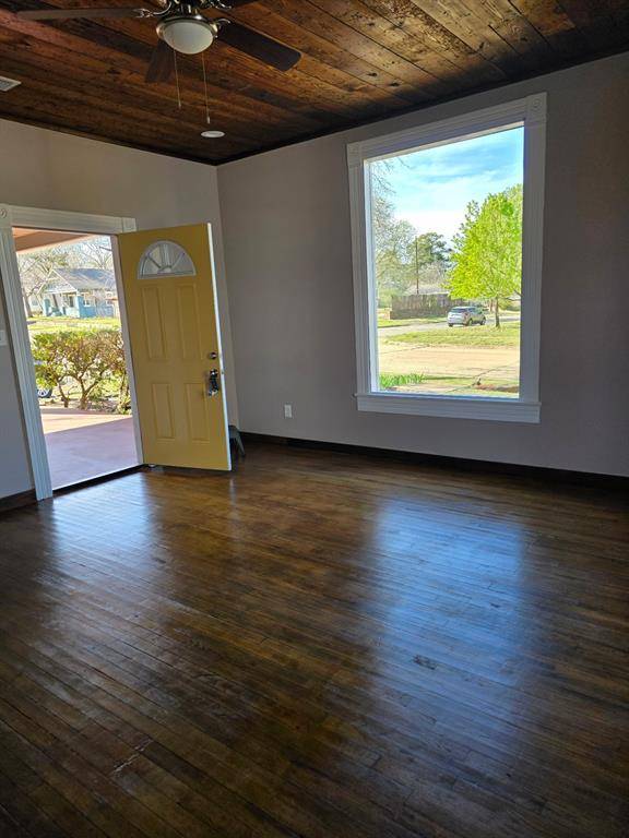 Denison, TX 75020,930 W Shepherd Street