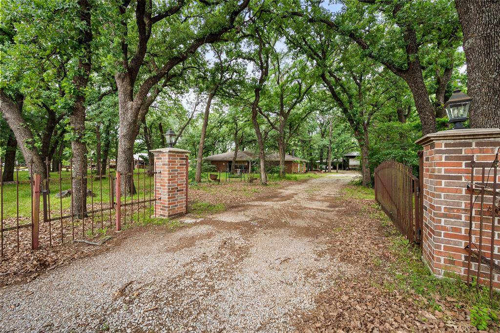 212 S Pearson Lane, Keller, TX 76248