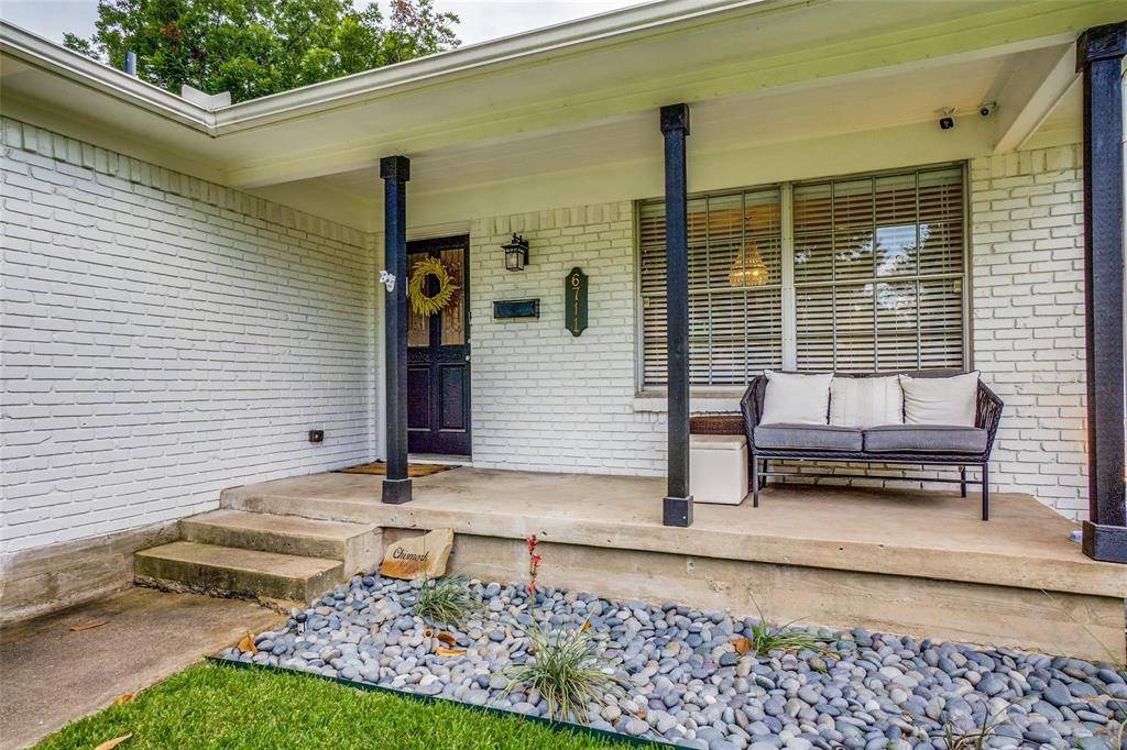 Dallas, TX 75231,6711 Kingsbury Drive