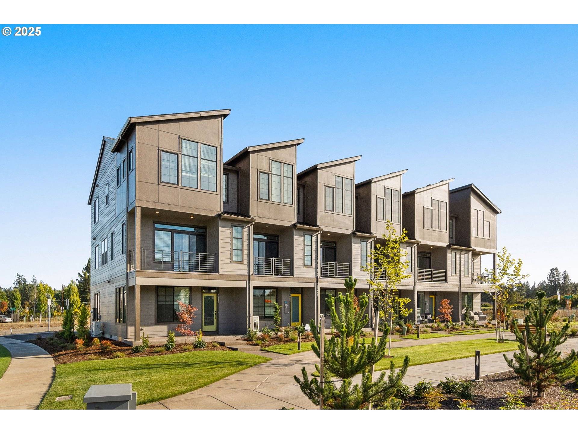 Hillsboro, OR 97123,3533 SE EVERWOOD LN