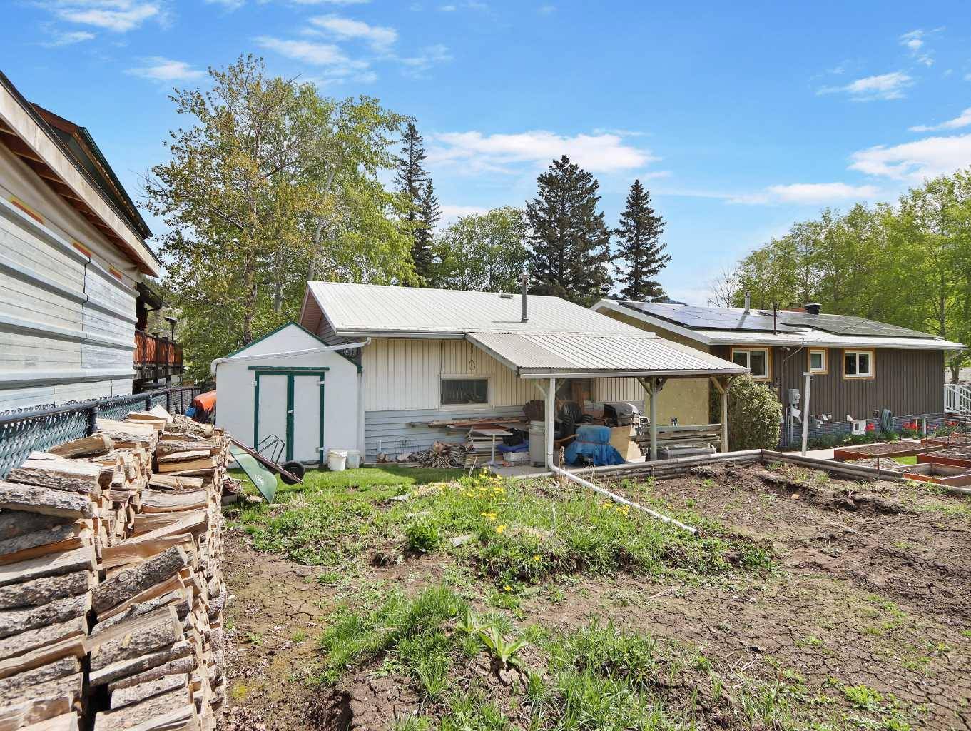 Exshaw, AB T0L2C0,23 Barrier Mountain Drive