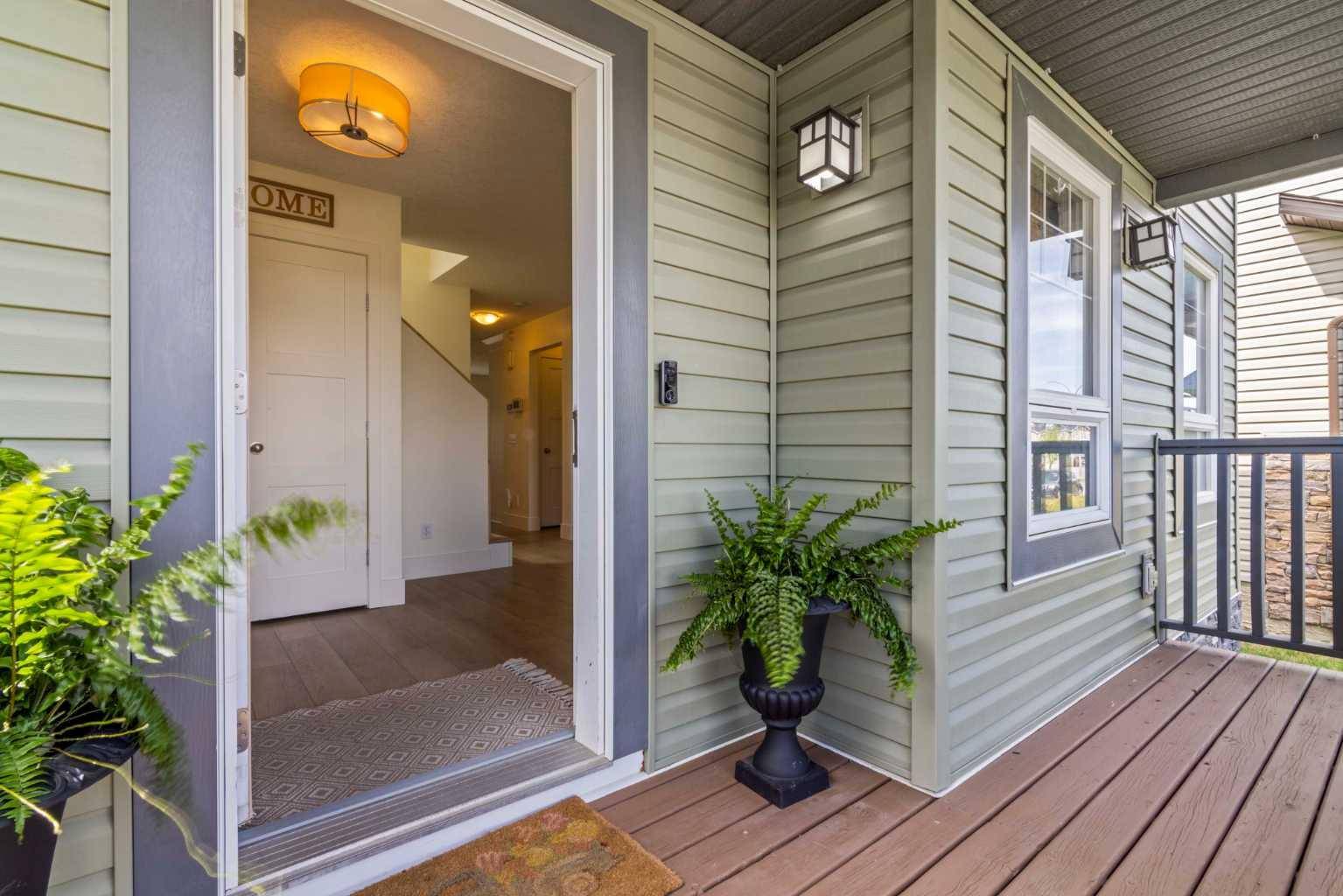 Calgary, AB T3N 0A6,161 Skyview Ranch DR NE