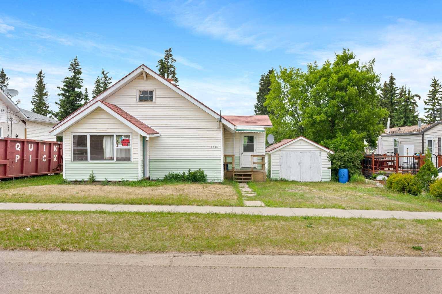 5014 50 AVE, Kitscoty, AB T0B 2P0