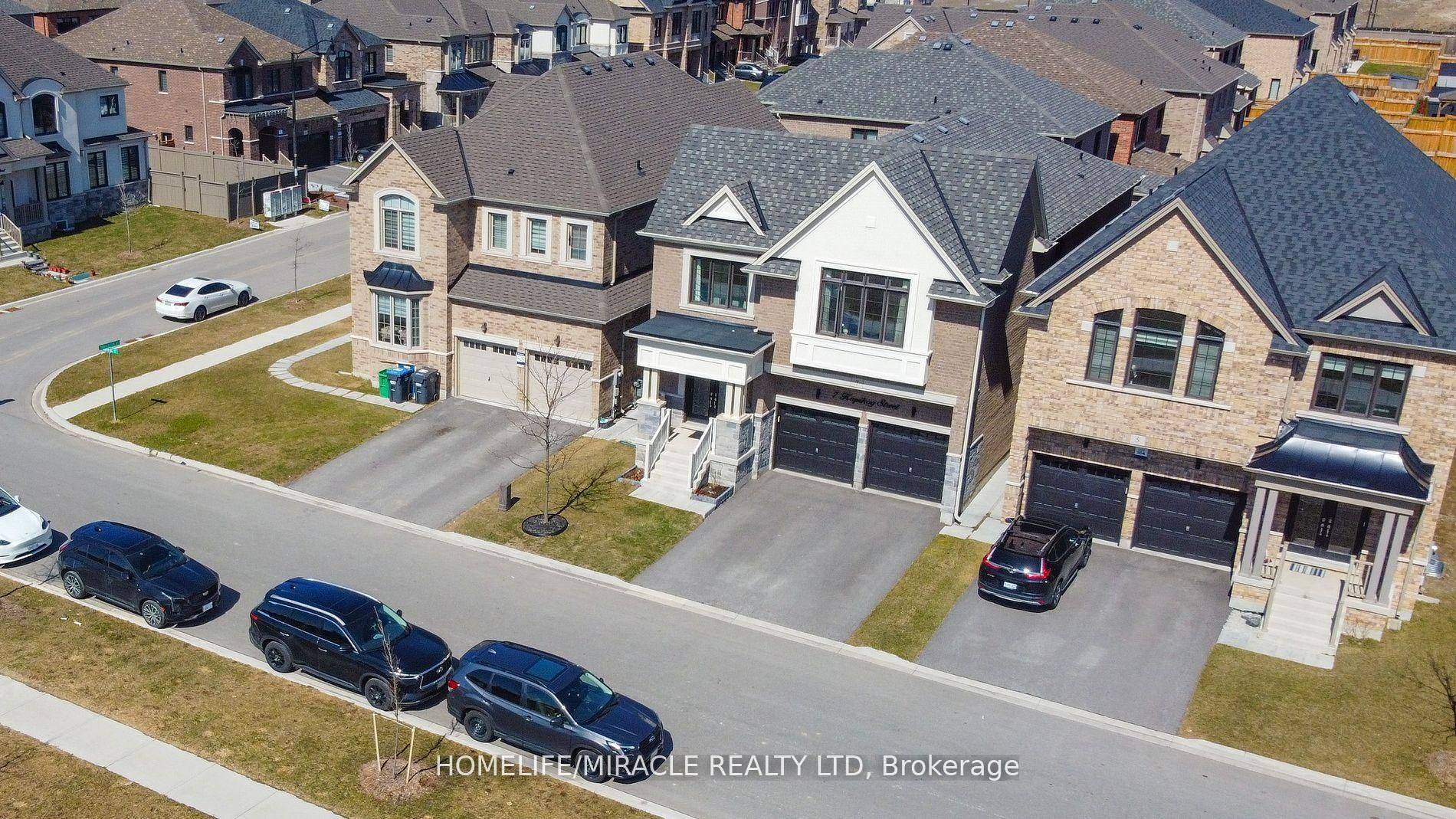 Brampton, ON L6Y 6J6,7 Kapikog ST